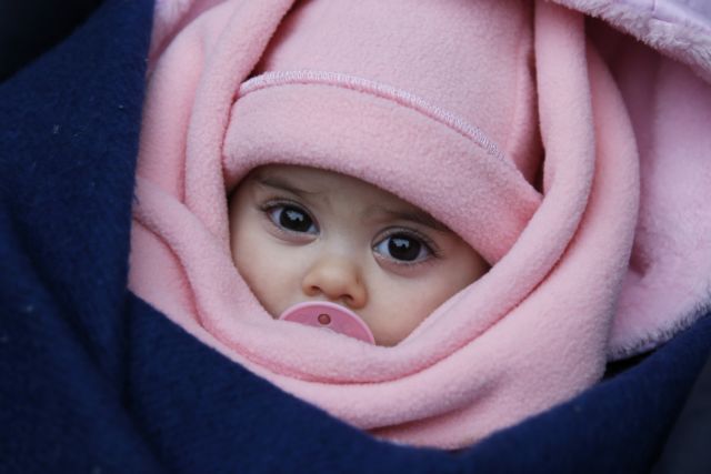 Χιλιάδες προσφυγόπουλα κινδυνεύουν να πεθάνουν από το κρύο
