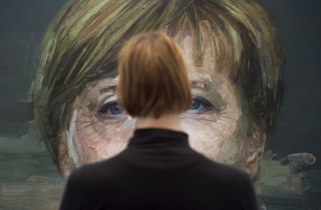 Το 40% των Γερμανών θέλει να παραιτηθεί η Μέρκελ λόγω του προσφυγικού