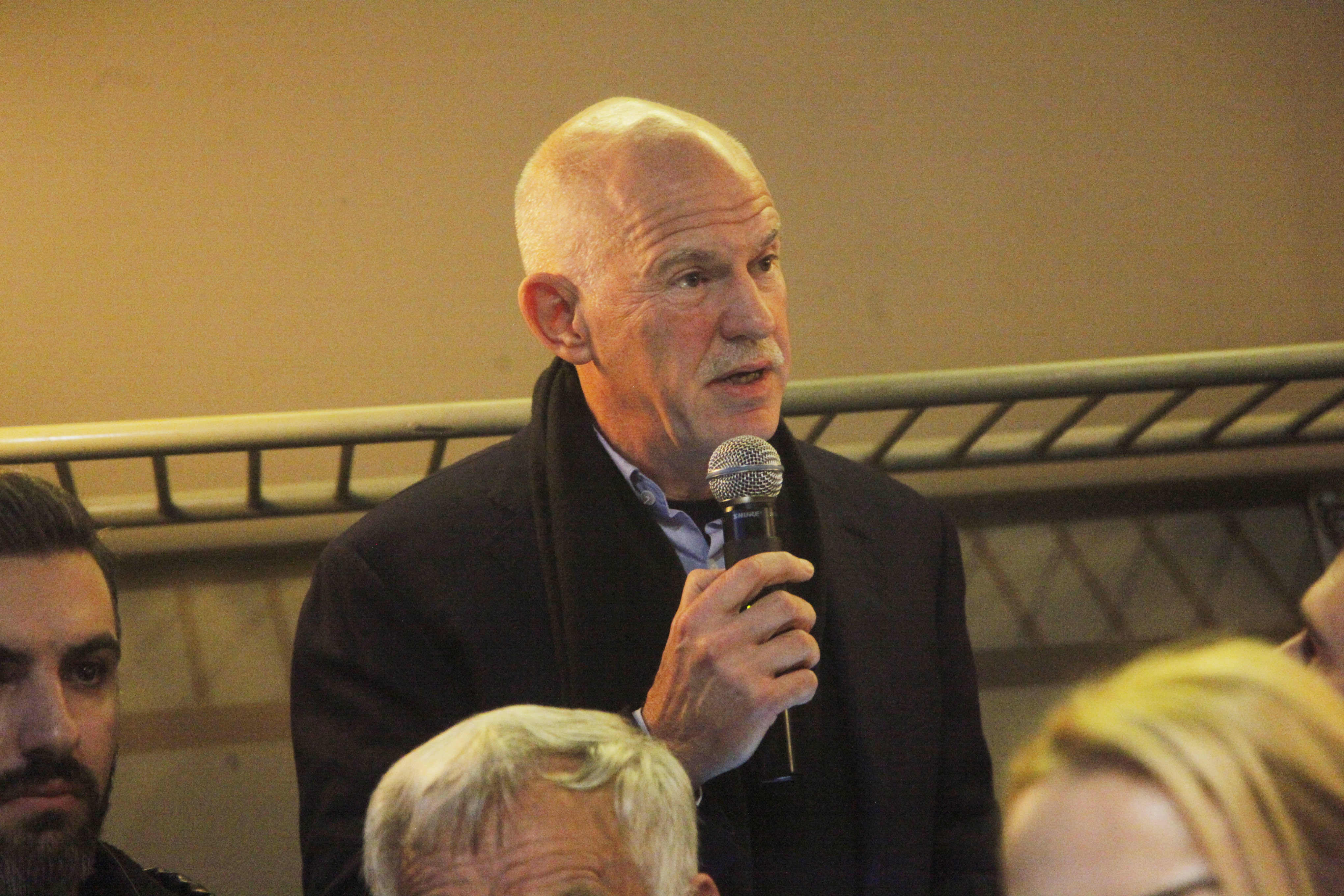 «Ναι» Παπανδρέου στην πρόσκληση Γεννηματά