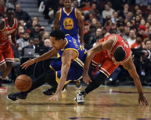 Οι Γουόριορς συνεχίζουν να προκαλούν θαυμασμό