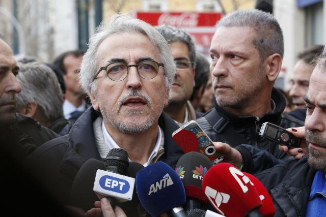 Αποδοκιμάστηκε ο προέδρος της ΓΣΕΕ στη συγκέντρωση των επαγγελματιών