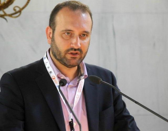 ΟΕΕ: Η κατακόρυφη αύξηση των εισφορών αποτελεί ένα είδος κεφαλικού φόρου