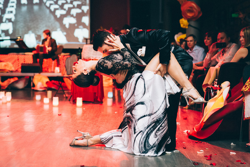 Valentine goes Megaron: Δωρεάν μαθήματα τάνγκο και χάπενινγκ