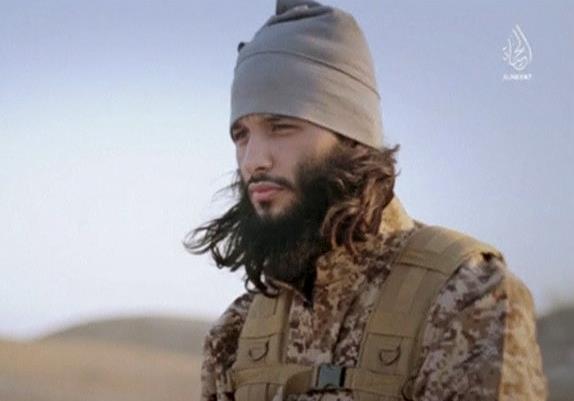 Βίντεο της ISIS δείχνει τους δράστες του Παρισιού, με απειλές κατά της Βρετανίας