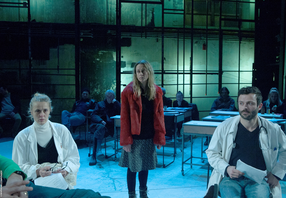 Η Ρούλα Πατεράκη θα «δαμάσει τα κύματα» στο Εθνικό