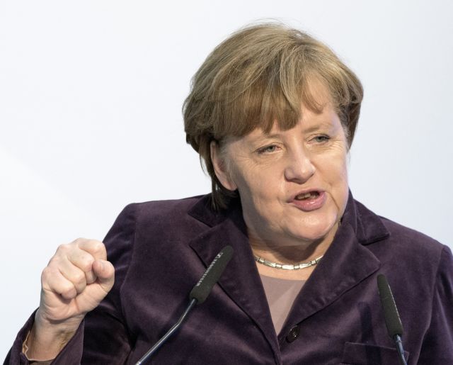 Η Βαυαρία απειλεί τη Μέρκελ με προσφυγή στο Συνταγματικό δικαστήριο
