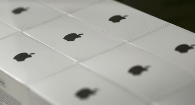 «Κόπωση» στα κέρδη της Apple, για πρώτη φορά από το 2003