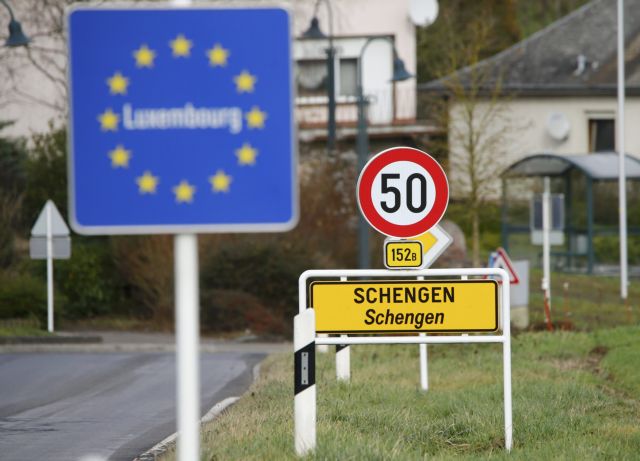 Ρέντσι: Δεν θα επιτρέψουμε να καταστραφεί η Σένγκεν