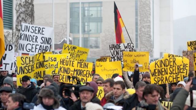 Κόντρα Γερμανίας-Ρωσίας για βιασμό από μετανάστες που κατήγγειλε 13χρονη