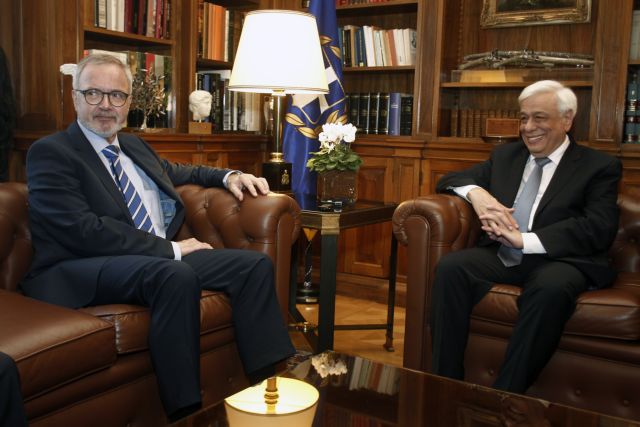 Παυλόπουλος: Χωρίς επενδύσεις, η αυστηρή λιτότητα δεν οδηγεί σε λύση