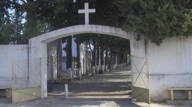 Συγγενείς άνοιξαν το φέρετρο γιατί άκουγαν από μέσα χτυπήματα