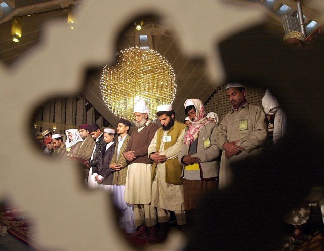 Πακιστάν: Δεκαπεντάχρονος «βλάσφημος» έκοψε το χέρι του για να εξιλεωθεί