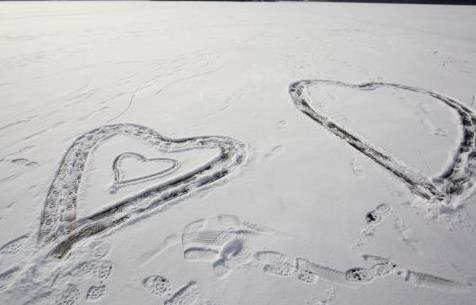 Με τον «Μυτιληνιό» Άγιο Βαλεντίνο τα βάζουν οι θεολόγοι Λέσβου