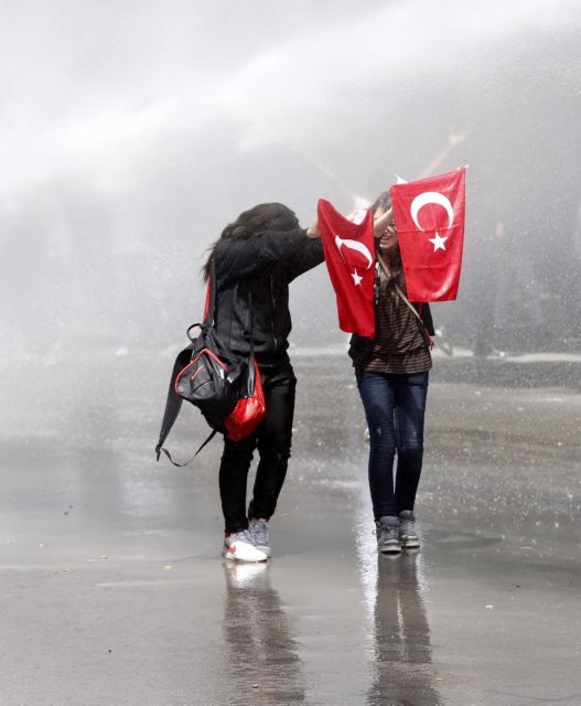 Τουρκία: Απαλλαγή αστυνομικών για το θάνατο 19χρονου στην εξέγερση του 2013