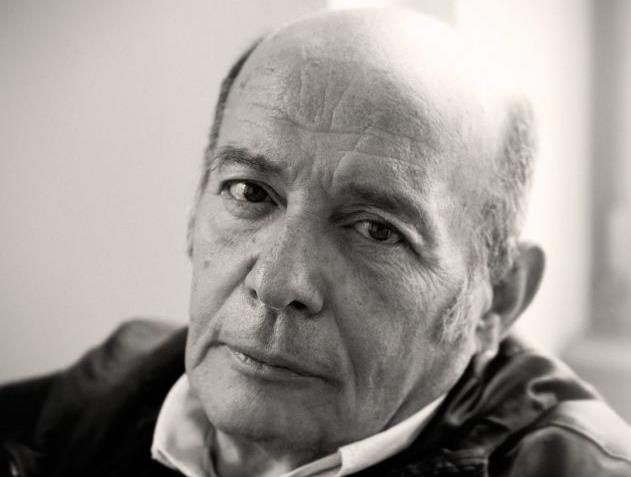 Ιππότης των Γραμμάτων και των Τεχνών ο Βασίλης Παπαβασιλείου