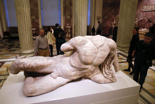 Προσφυγή του «Συλλόγου των Αθηναίων» στο ΕΔΑΔ για τα Γλυπτά