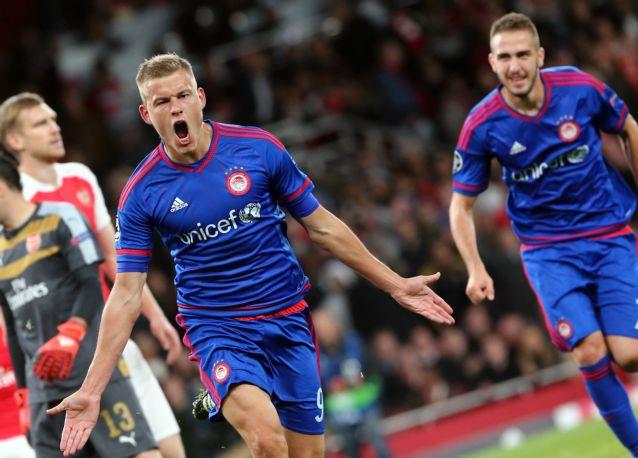 Τέλος Μανιάτης, Φινμπόγκασον και Αυλωνίτης