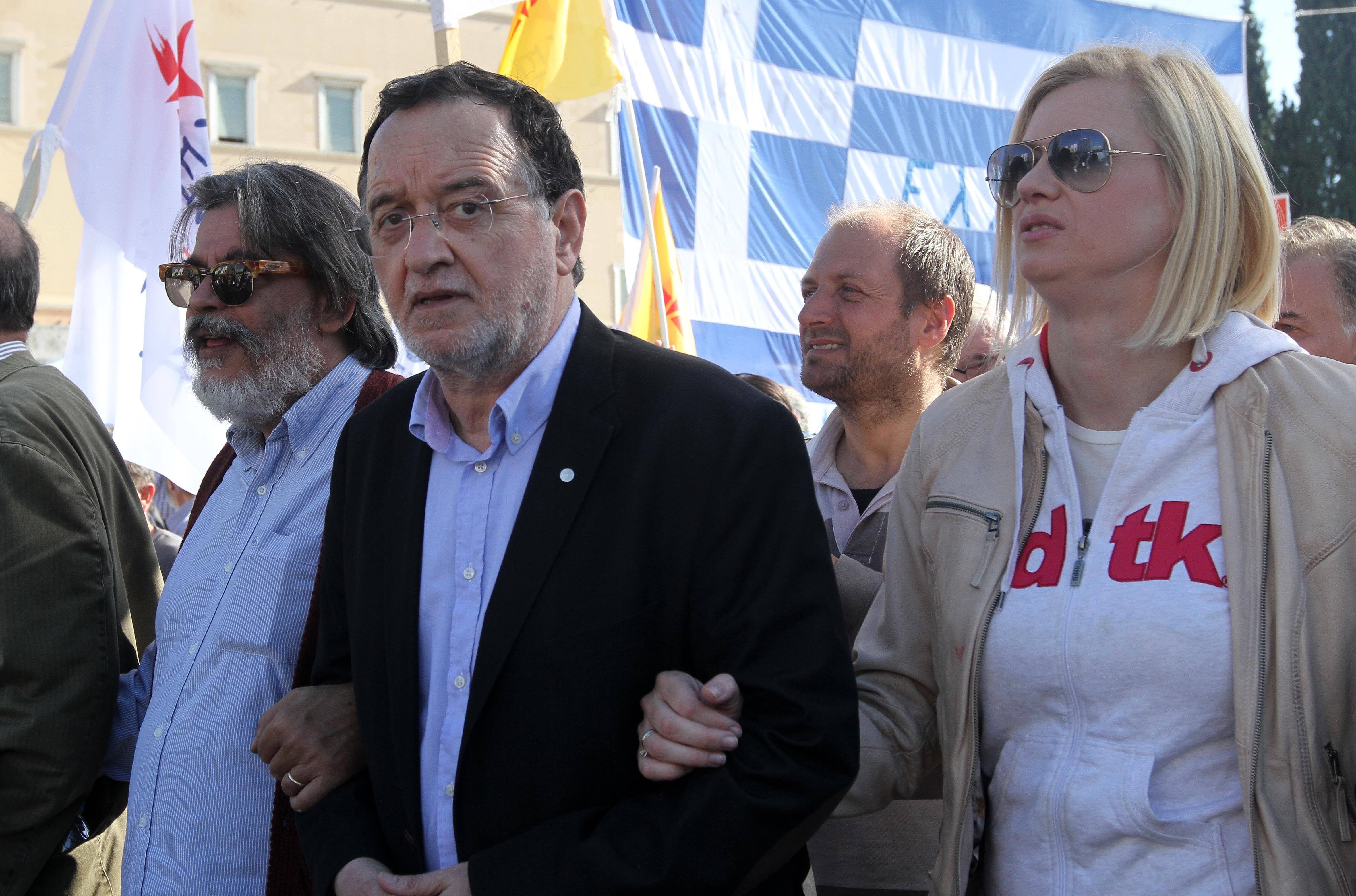 Λαφαζάνης: Πολιτικός σεισμός από τη γενική απεργία