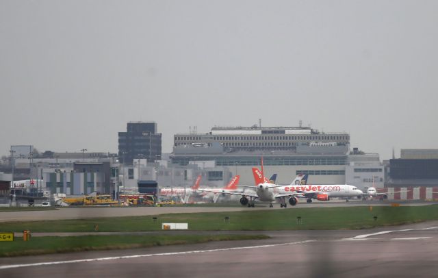 Έκλεισε προσωρινά ο διάδρομος στο Γκάτγουικ του Λονδίνου