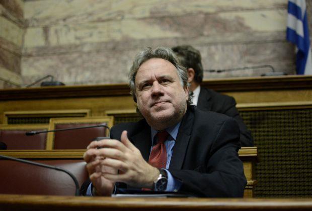 Ραντεβού Κατρούγκαλου-κουαρτέτου με «κόκκινη γραμμή» τις κύριες συντάξεις