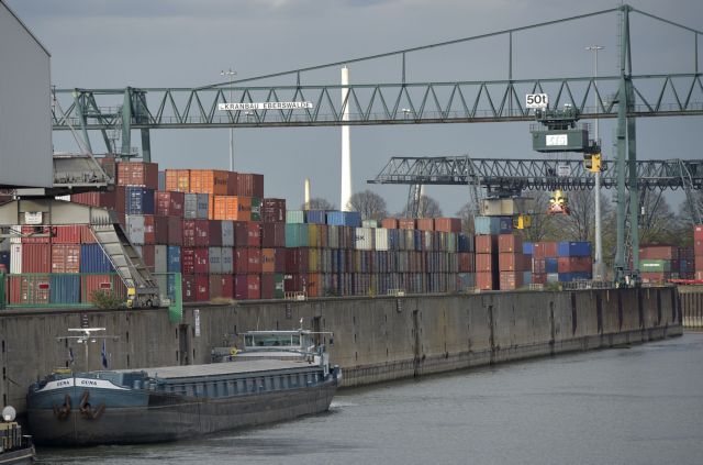 Γερμανία: Ανάπτυξη 0,3% στο δ’ τρίμηνο του 2015