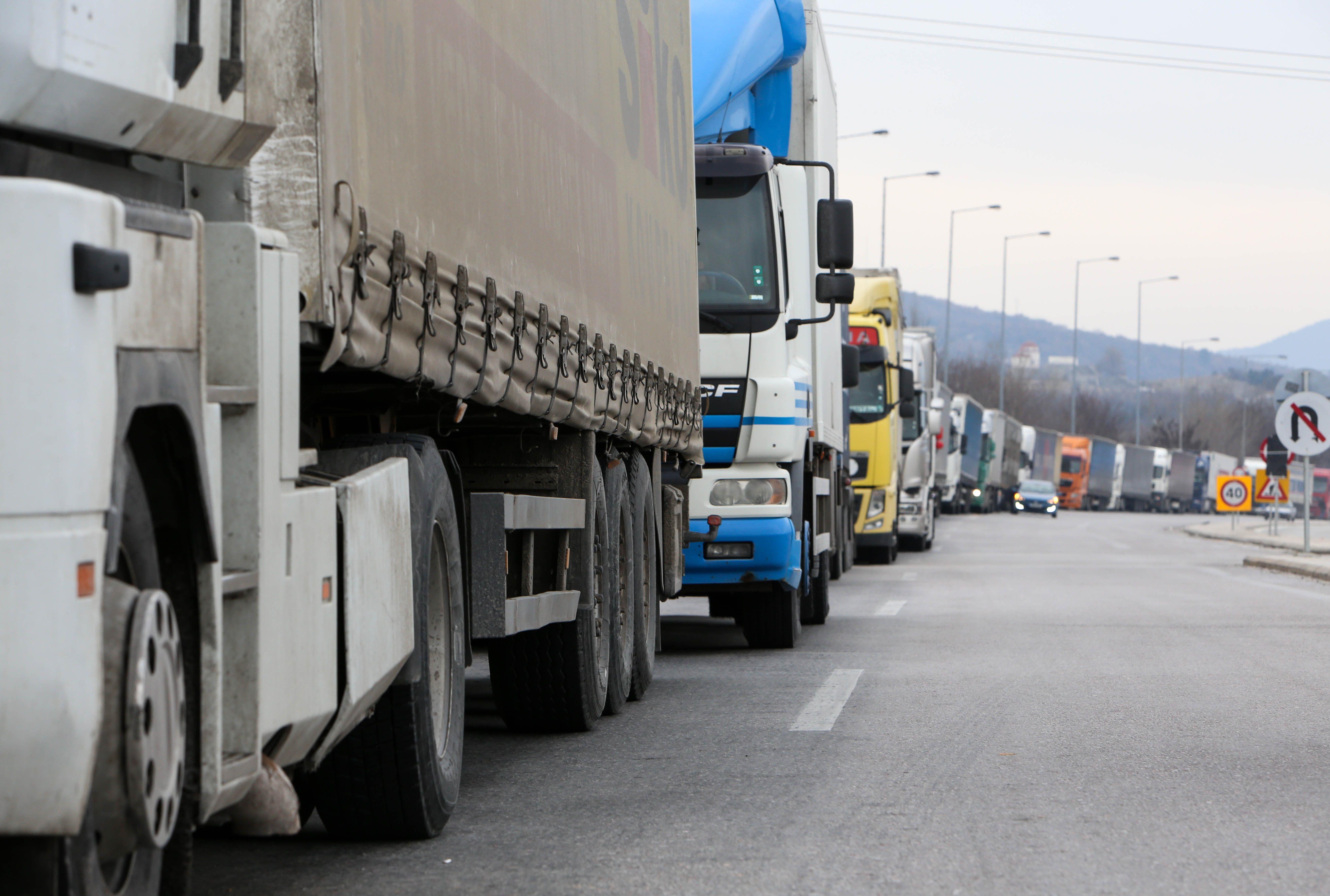 Έκλεισαν αιφνιδιαστικά το τελωνείο του Προμαχώνα οι αγρότες