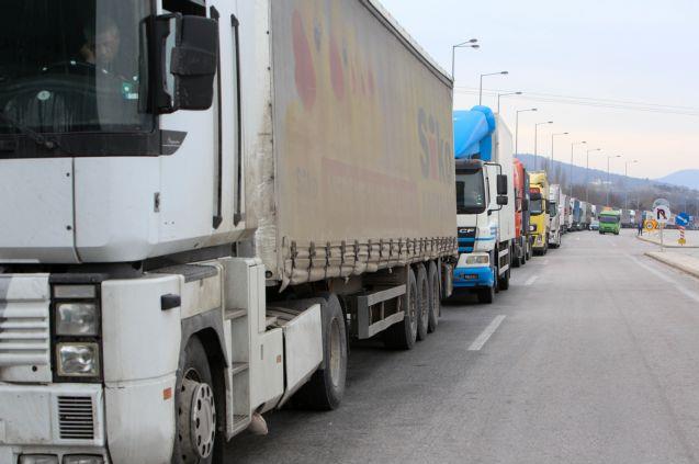 Απεργία διαρκείας αποφάσισε η Ομοσπονδία Φορτηγών Αυτοκινητιστών