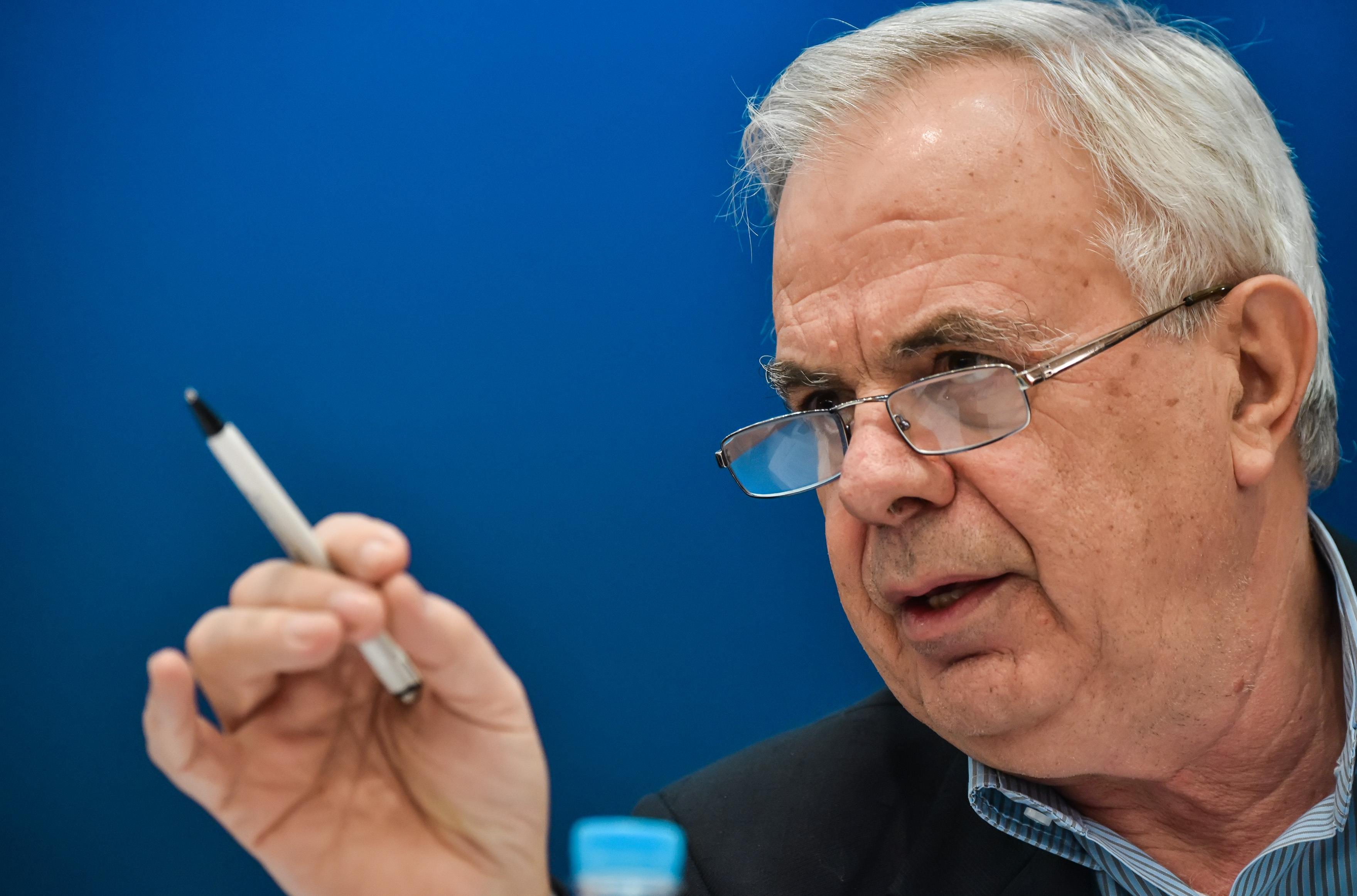 Αποστόλου: Έκκληση στους αγρότες για συμφωνία