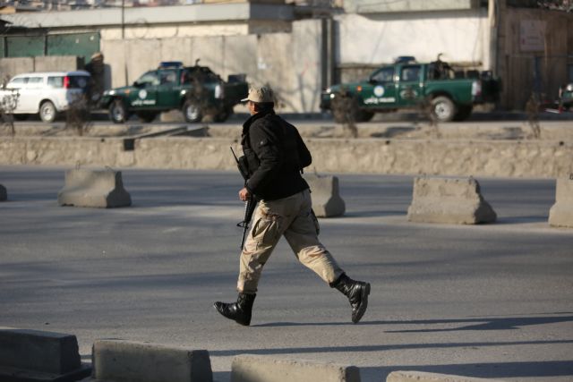 Μπαράζ επιθέσεων αυτοκτονίας στο Αφγανιστάν