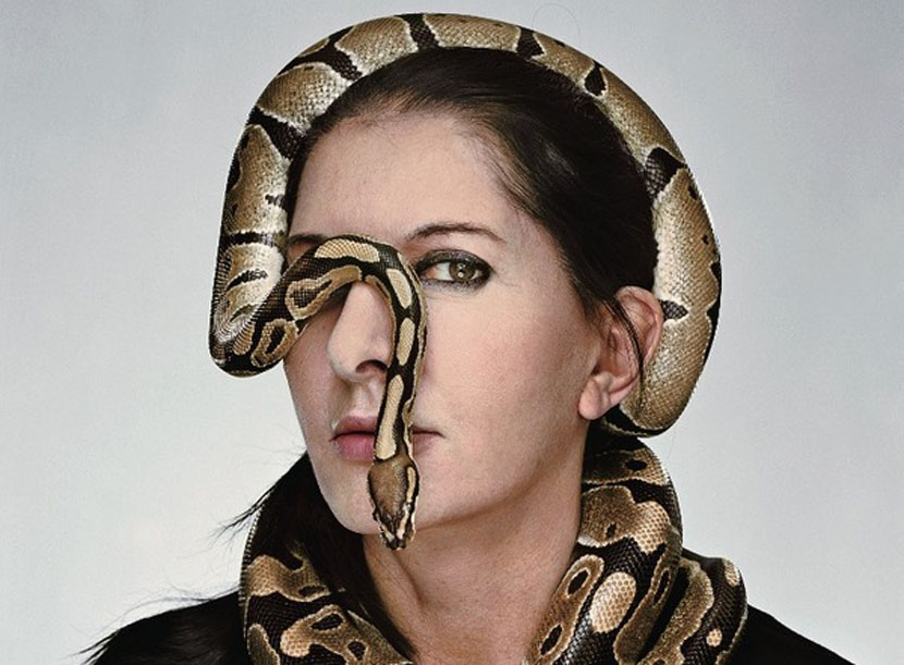 Στην Ελλάδα το Μάρτιο η Μαρίνα Αμπράμοβιτς, ζωντανά η μέθοδός της