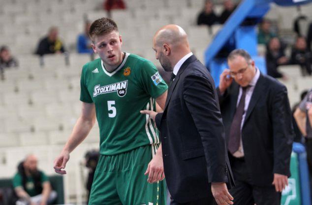 Θεραπεία για Χαραλαμπόπουλο, Γιάνκοβιτς, τραυματίστηκε ο Πάβλοβιτς