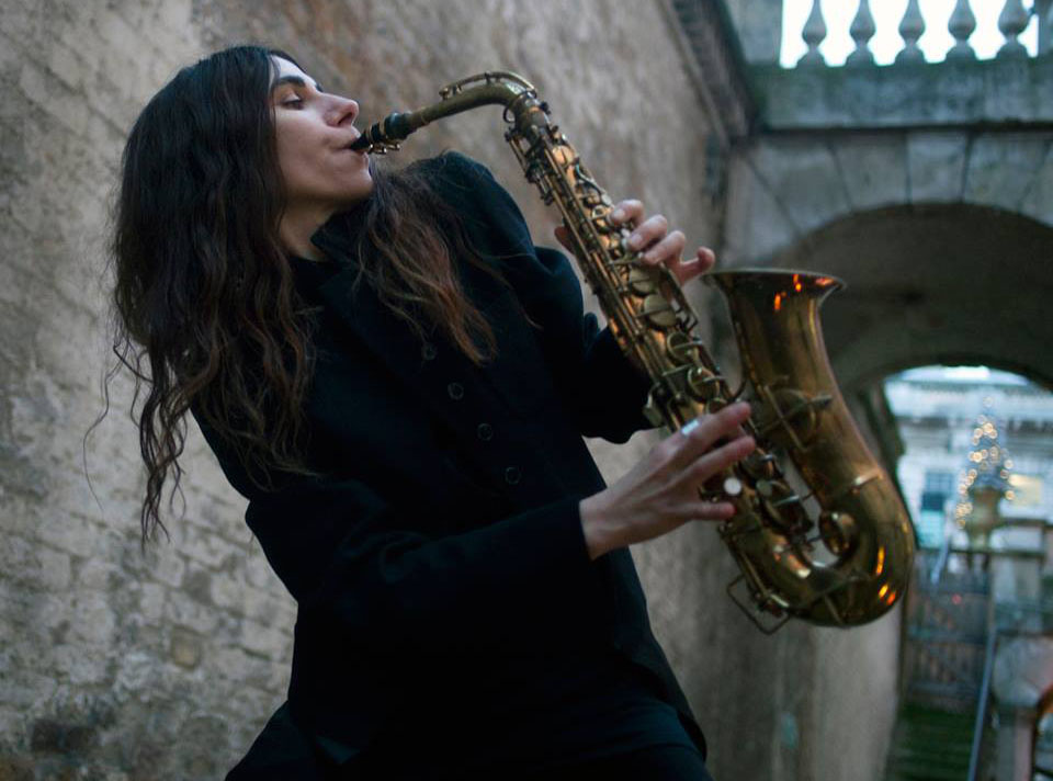 Η προσφυγική κρίση σε πρώτο πλάνο στο νέο video clip της PJ Harvey