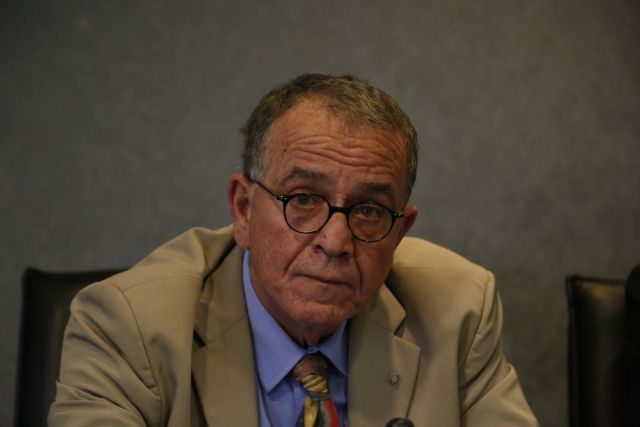 Μουζάλας: Ετοιμαζόμαστε για το ενδεχόμενο να κλείσουν τα σύνορα