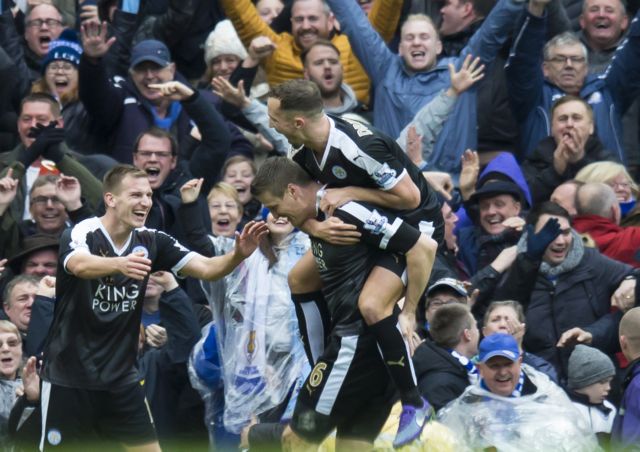 Η Λέστερ αγγίζει το θαύμα, ούτε τη Σάντερλαντ η Λίβερπουλ