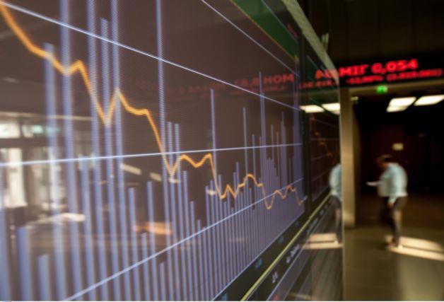 Νέα βουτιά 4% στο Χρηματιστήριο της Αθήνας