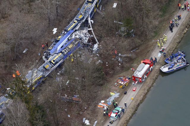 Εικασίες για ανθρώπινο λάθος στο δυστύχημα στη Γερμανία, δέκα οι νεκροί