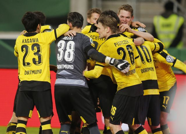 Βέρντερ και Ντόρτμουντ πέρασαν στα ημιτελικά