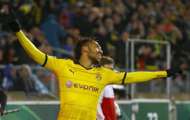 Σούπερ πρόταση της Μάντσεστερ Γιουνάιτεντ για Ομπαμεγιάνγκ