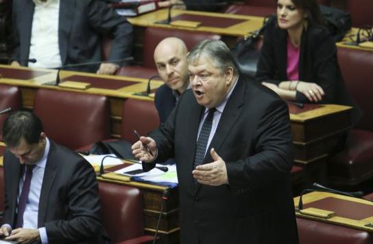 Ερώτηση Βενιζέλου προς Παππά για την τιμή εκκίνησης στις τηλεοπτικές άδειες