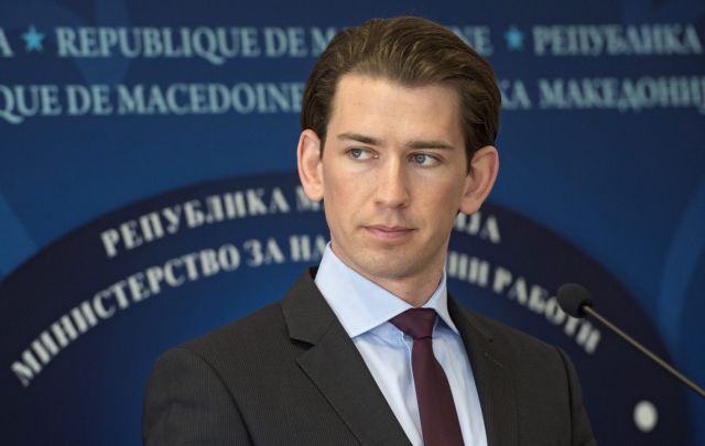 Με κλείσιμο των συνόρων απειλεί ευθέως ο αυστριακός ΥΠΕΞ