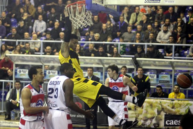 Εύκολο απόγευμα για τον Άρη, 83-68 τα Τρίκαλα