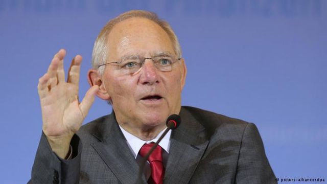 Καμπανάκι Σόιμπλε για το χρέος της …Γερμανίας