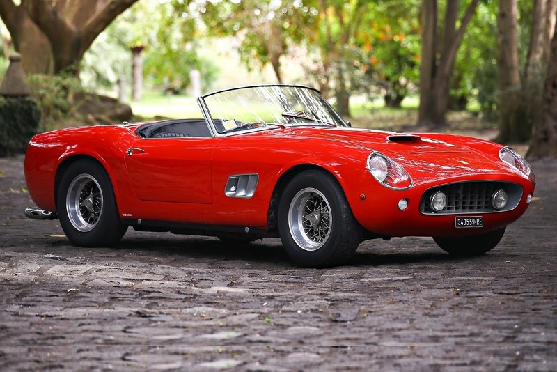 «Στο σφυρί» για έως και 17 εκ. δολάρια μια Ferrari 250 GTO SWB California Spider