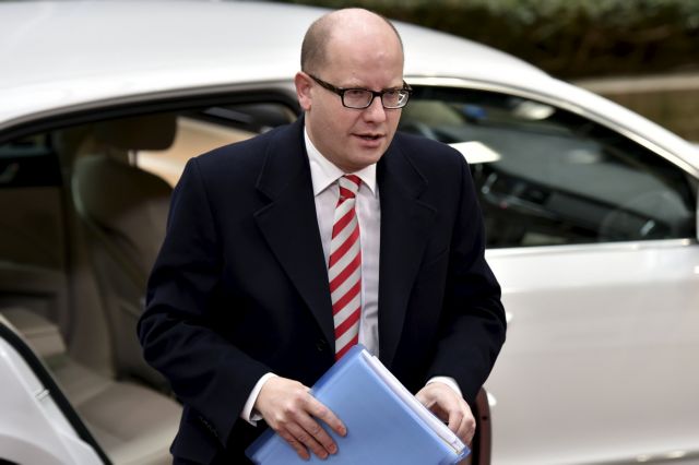 Το Brexit μπορεί να φέρει Czexit προειδοποιεί ο Τσέχος πρωθυπουργός