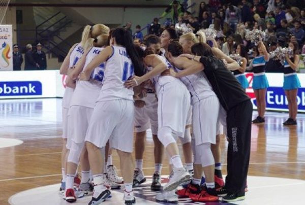 Η Εθνική μπάσκετ γυναικών «άγγιξε» την υπέρβαση κόντρα στη Ρωσία