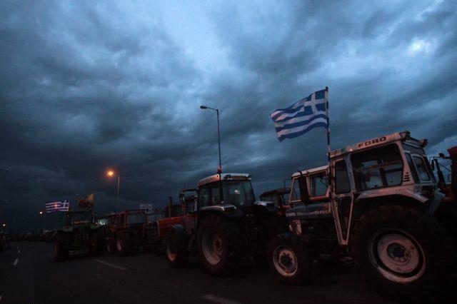 Ανοίγουν προσωρινά τα μπλόκα της Βόρειας Ελλάδας λόγω κακοκαιρίας