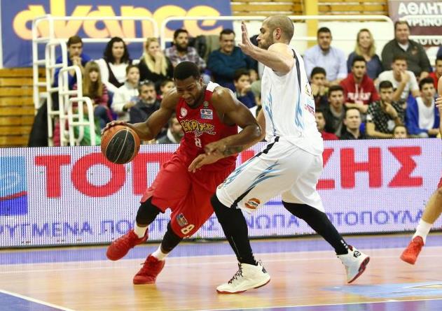 Ο Ολυμπιακός πέρασε άνετα από την Αμαλιάδα