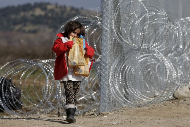 Η UNCHR καταδικάζει τους περιορισμούς σε πρόσφυγες
