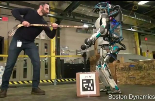 Εντυπωσιακή επίδειξη του Άτλαντα, του ανθρωποειδούς ρομπότ της Google