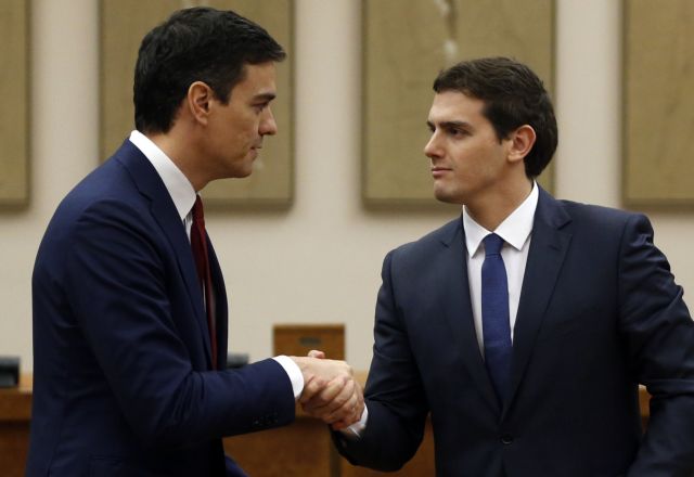 Ραχόι και Podemos δεν θέλουν πρωθυπουργό Σάντσεθ, οι πολίτες όμως;